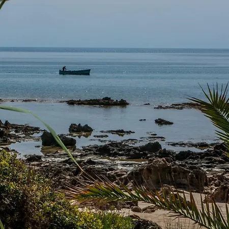 ヴィラ Saline パリヌロ