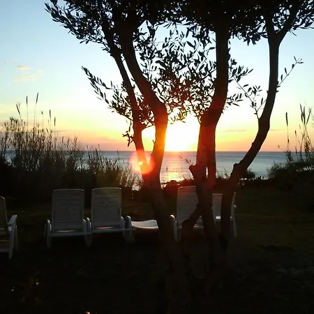 Saline Villa *